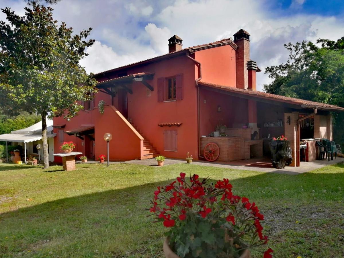 Agriturismo Montemari Villa Palaia Luaran gambar
